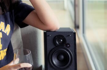 Edifier R1850DB Active Bookshelf Speakers review
