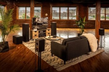 Klipsch Reference R-8SW Surround Subwoofer, 150 Watts Peak Power (Brushed Black Vinyl, 8-Inch)