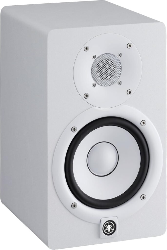 Yamaha HS4 Powered Studio Monitor in Black, Pair (HS4 B)